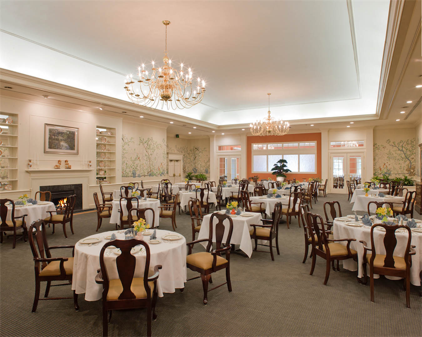 Formal Dining